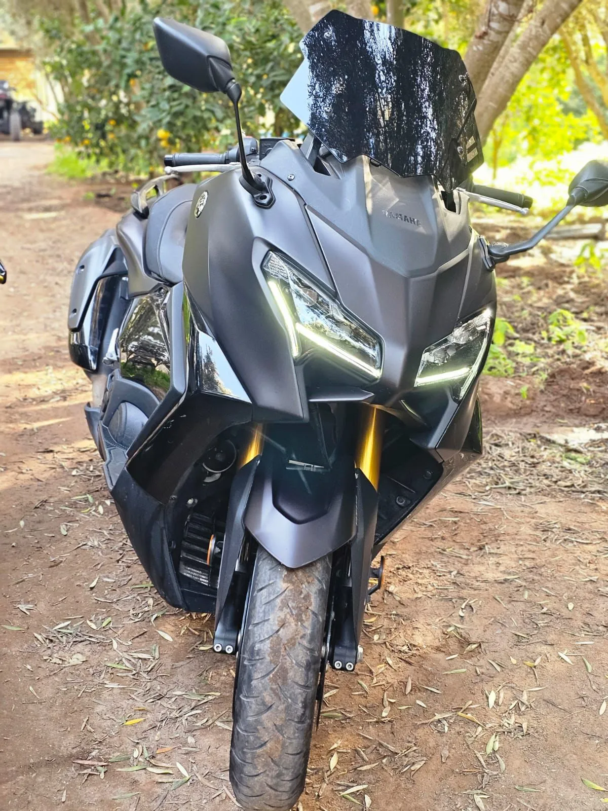 Yamaha TMAX 560 2025