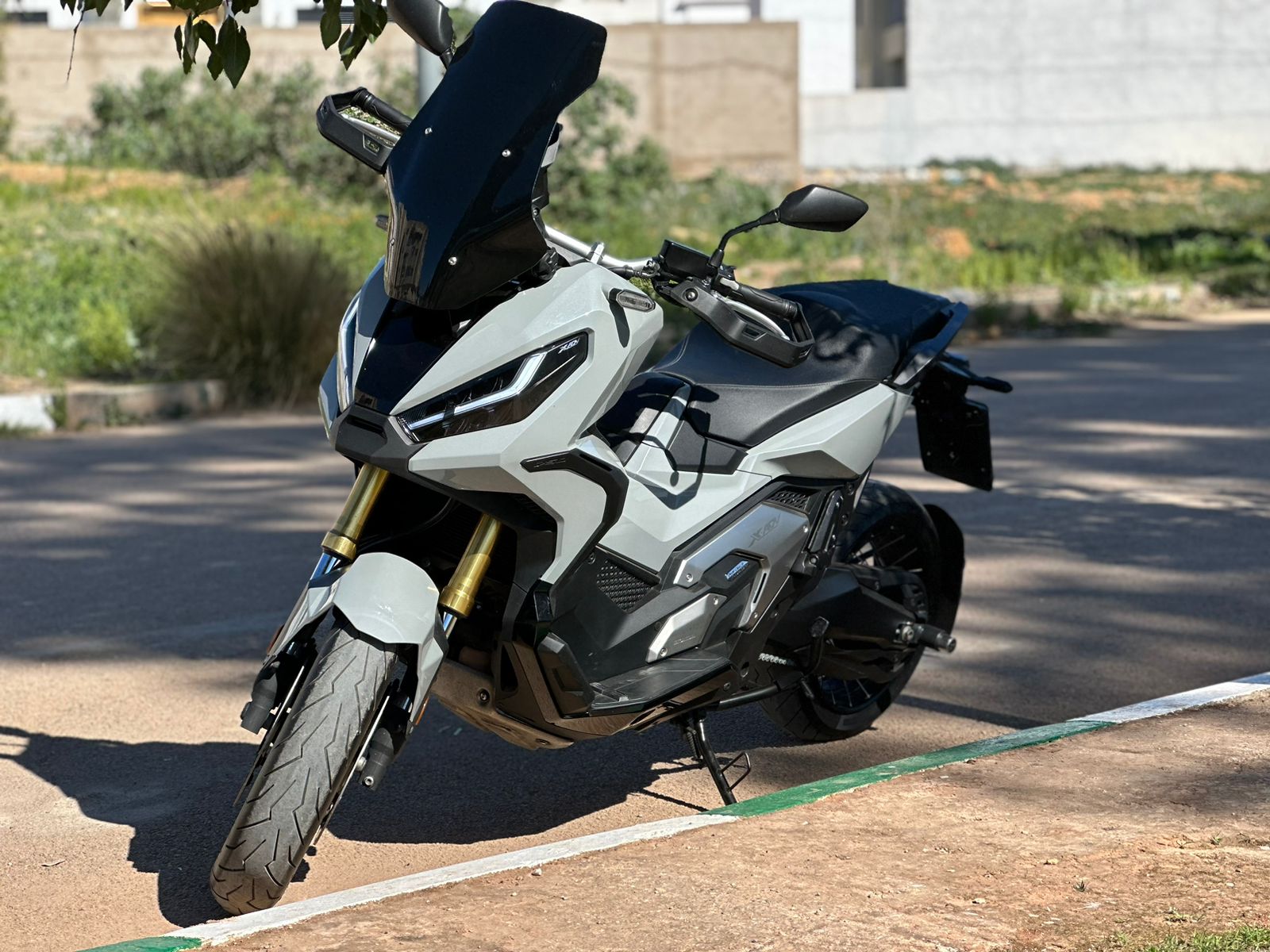 Honda X-ADV 750 à louer à Marrakech